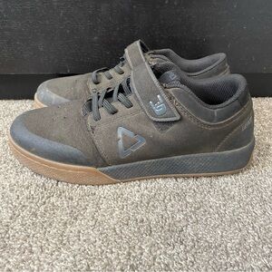 Leatt 2.0 Flat Jr Mountain Biking Shoes Junior size 6 or women’s 7
